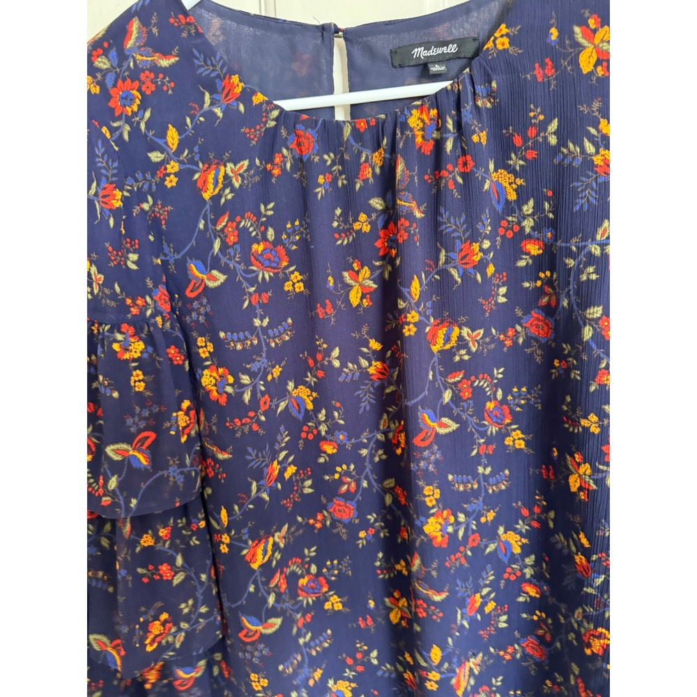 Madewell navy floral ruffle sleeve blouse  size large - Picture 4 of 10